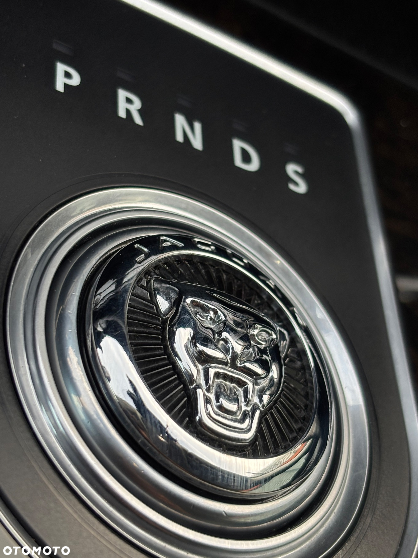 Jaguar XF 20d Sportbrake Prestige - 13
