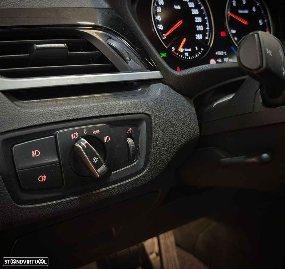 BMW X1 16 d sDrive Auto xLine - 27