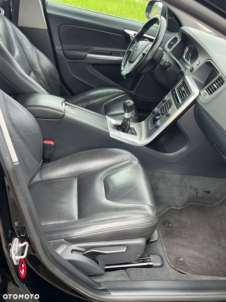 Volvo V60 D4 Edition Pro - 20