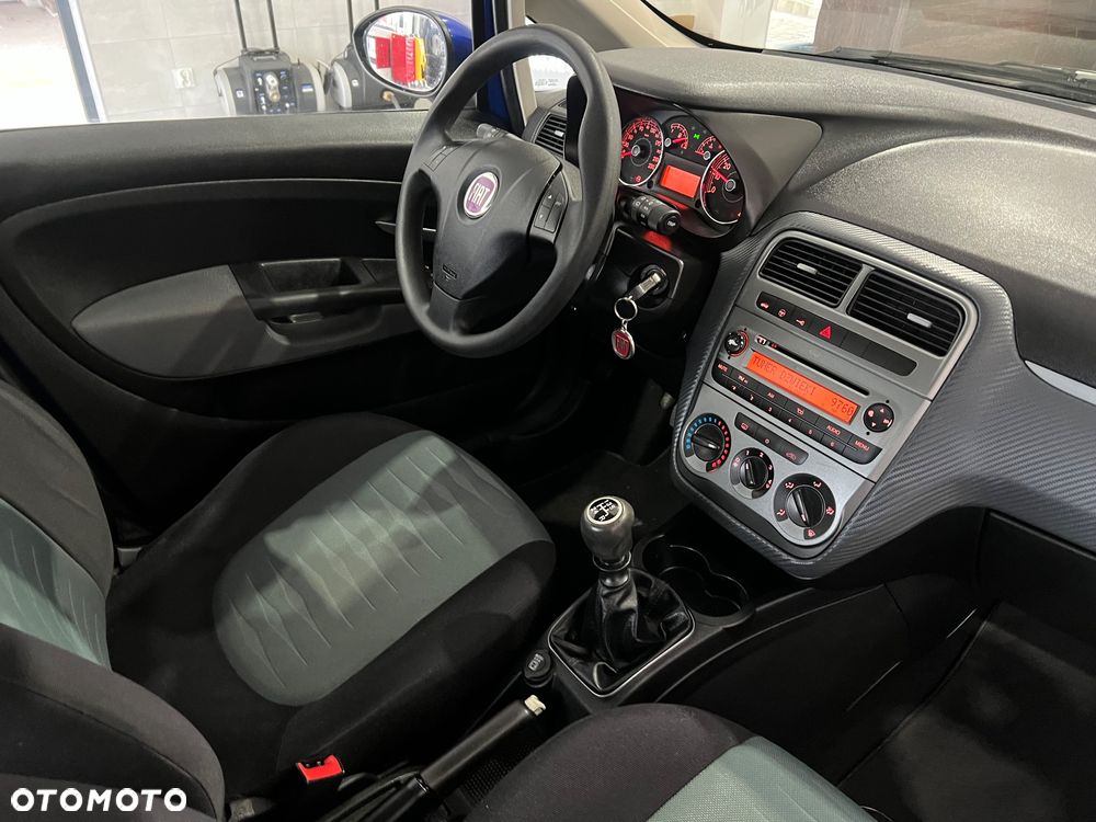 Fiat Punto 1.4 Multiair Lounge S&S - 24
