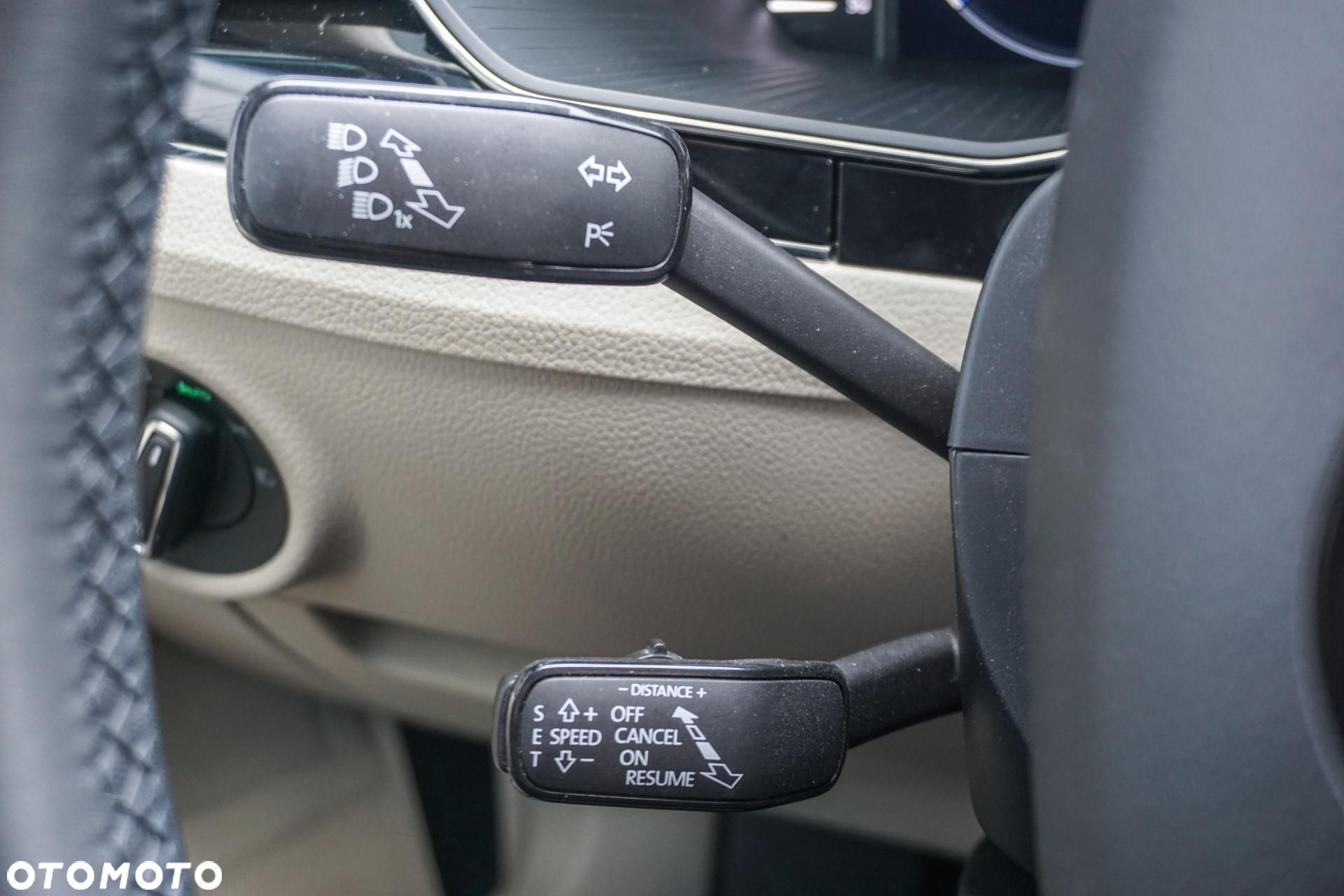 Skoda Superb 2.0 TSI L&K DSG - 40