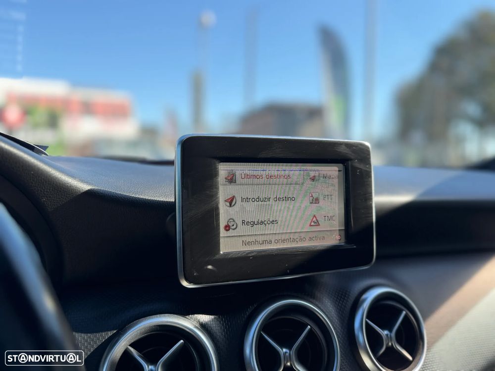 Mercedes-Benz A 180 d BlueEFFICIENCY Edition - 24