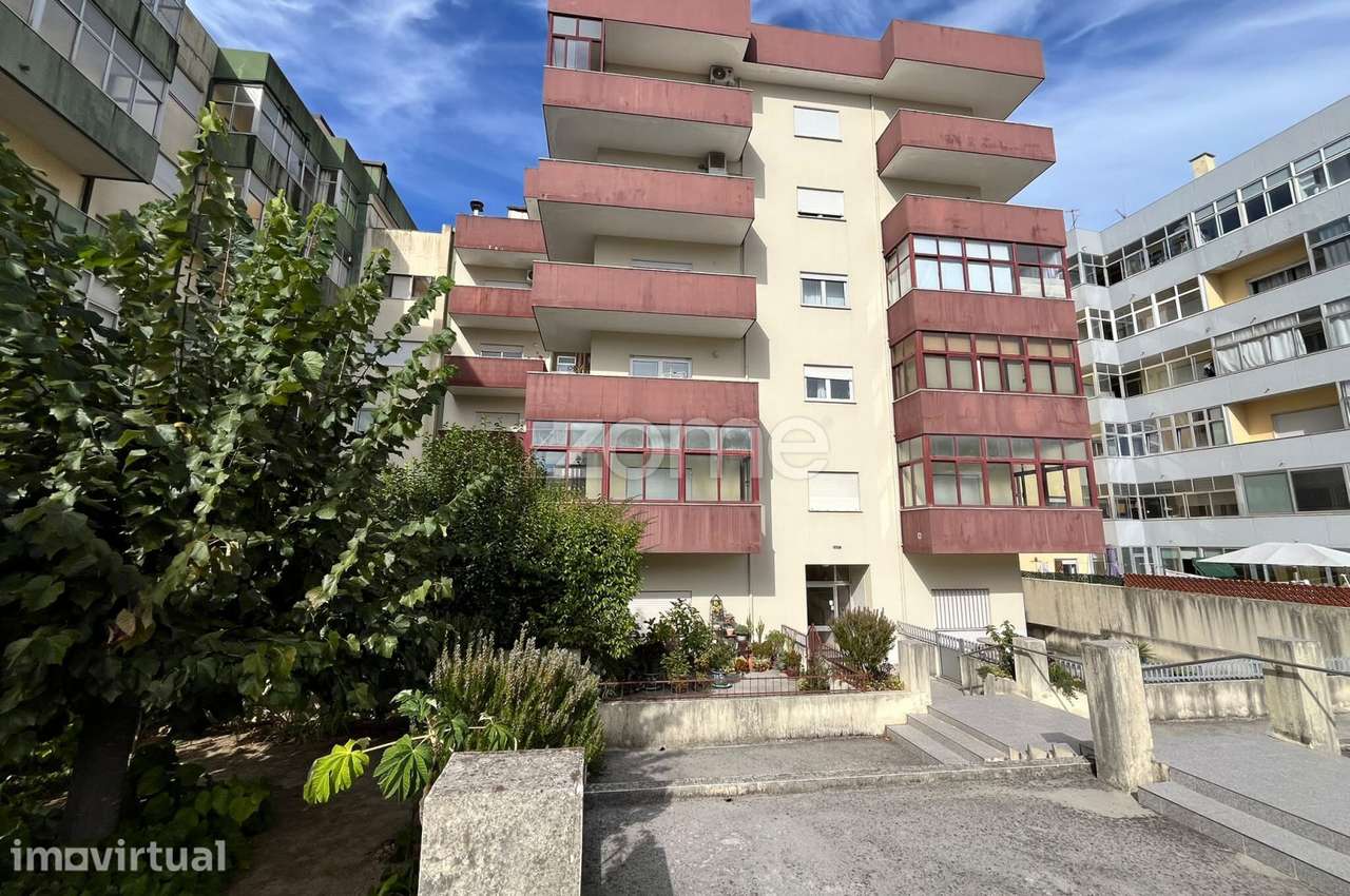 Apartamento T3 com Suíte, Varandas, Terraço e Garagem Fechada – Vis... - Grande imagem: 3/44