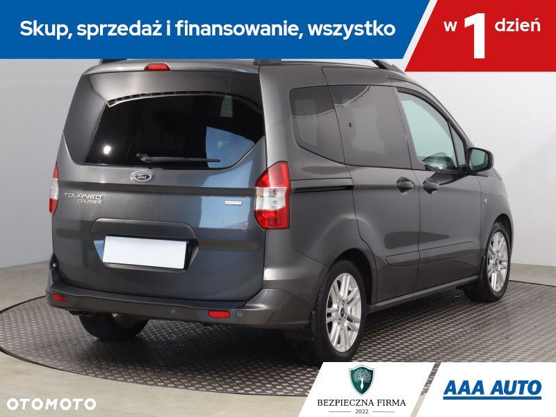 Ford Tourneo Courier - 6