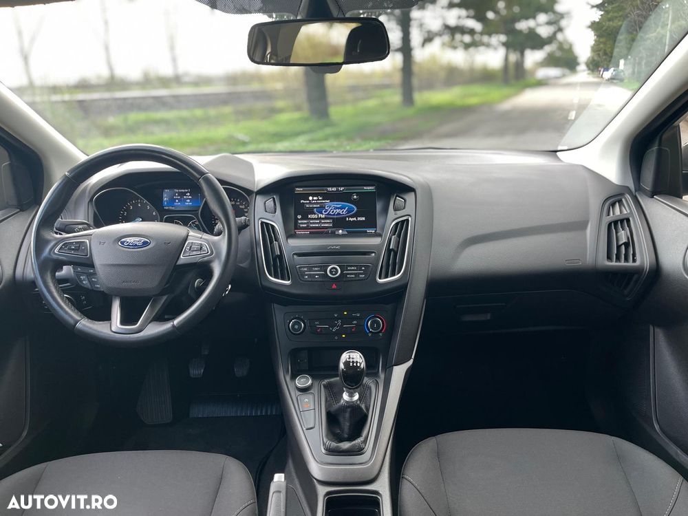 Ford Focus 1.0 EcoBoost Trend - 9