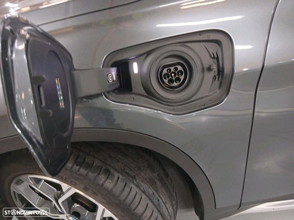 BMW X1 25 e xDrive xLine - 9