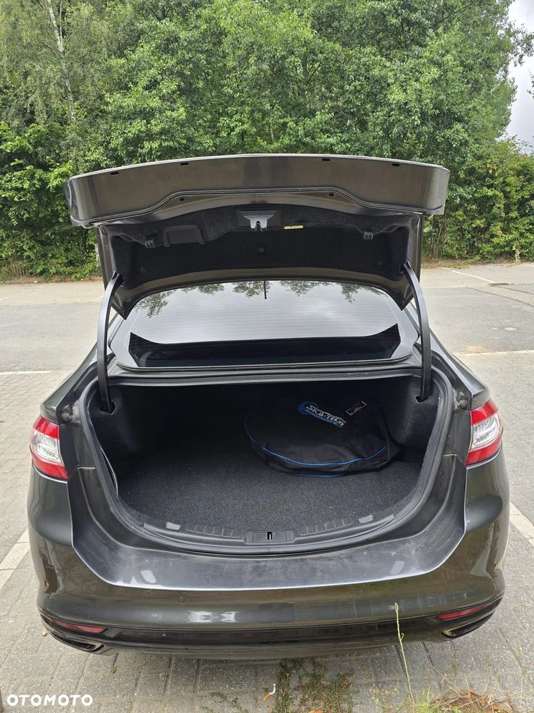 Ford Fusion 2.0 EcoBoost Titanium - 5
