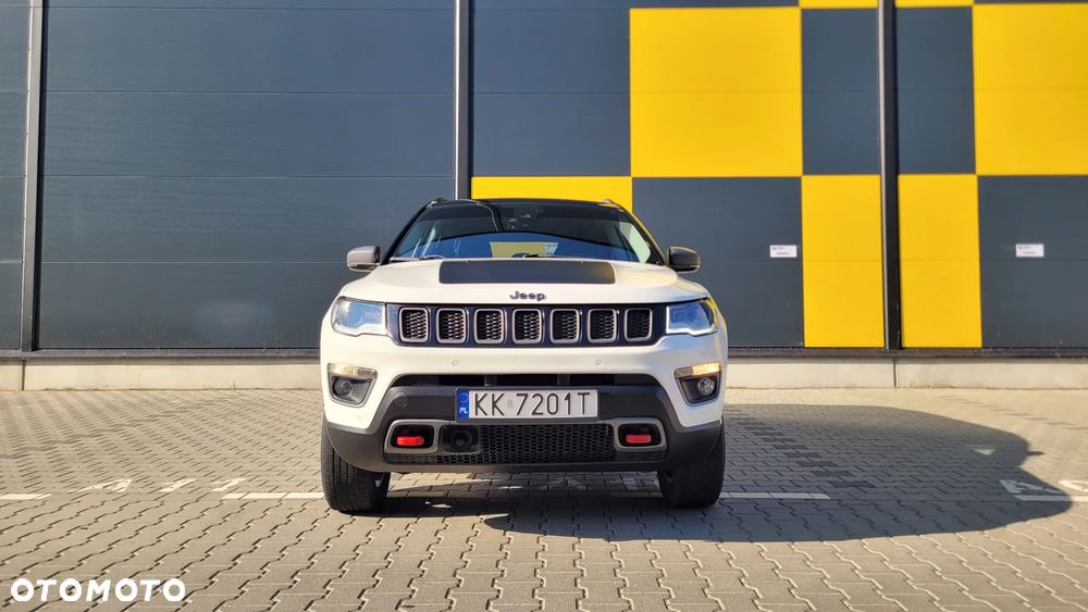 Jeep Compass - 26