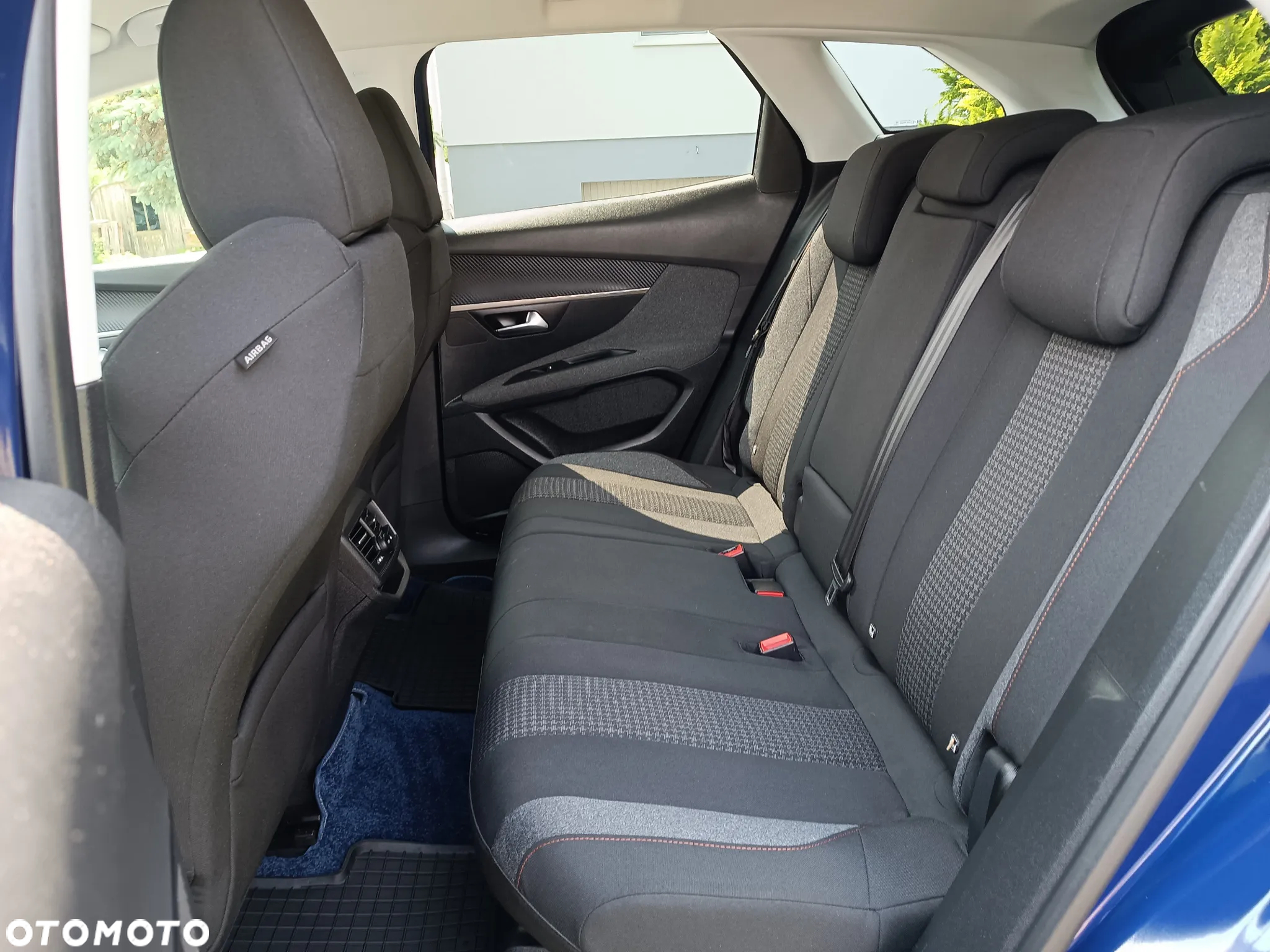 Peugeot 3008 1.2 PureTech Allure Pack S&S EAT8 - 16