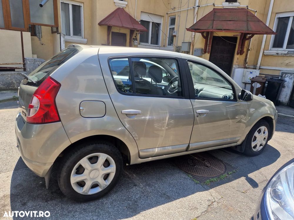 Dacia Sandero 1.4 MPI - 11