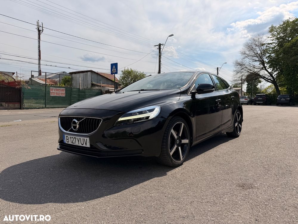 Volvo V40 D2 Linje Svart - 3
