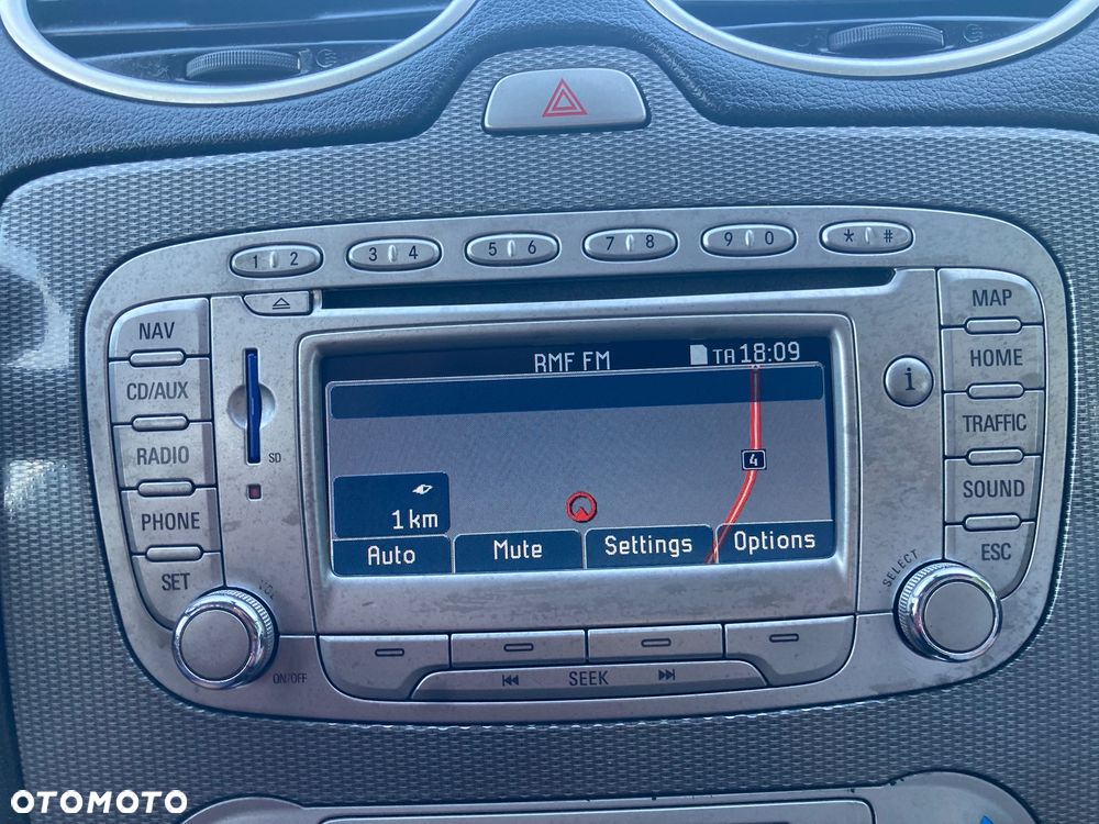 Ford Focus 1.8 FF Ambiente - 20