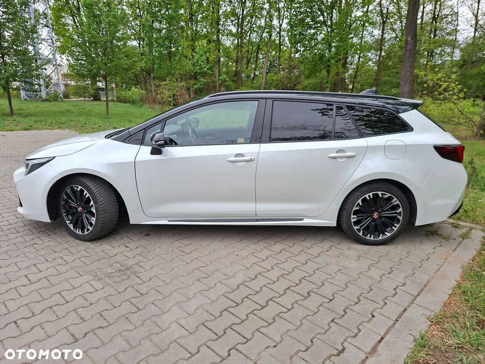 Toyota Corolla 2.0 Hybrid GR Sport - 9