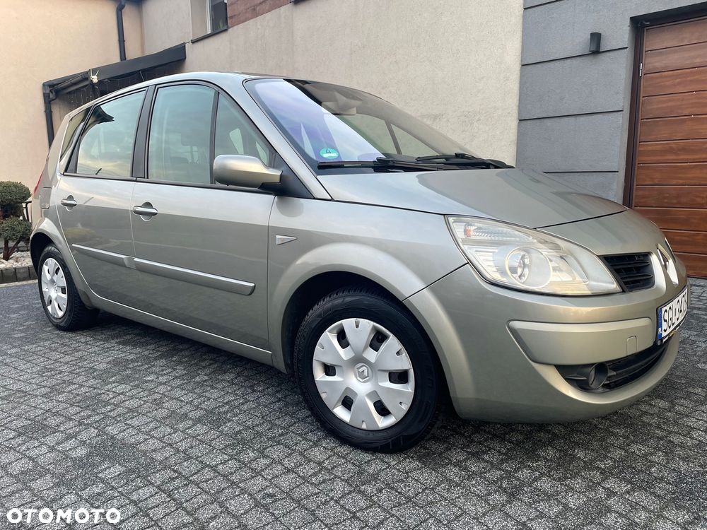 Renault Scenic 1.6 16V Family - 4