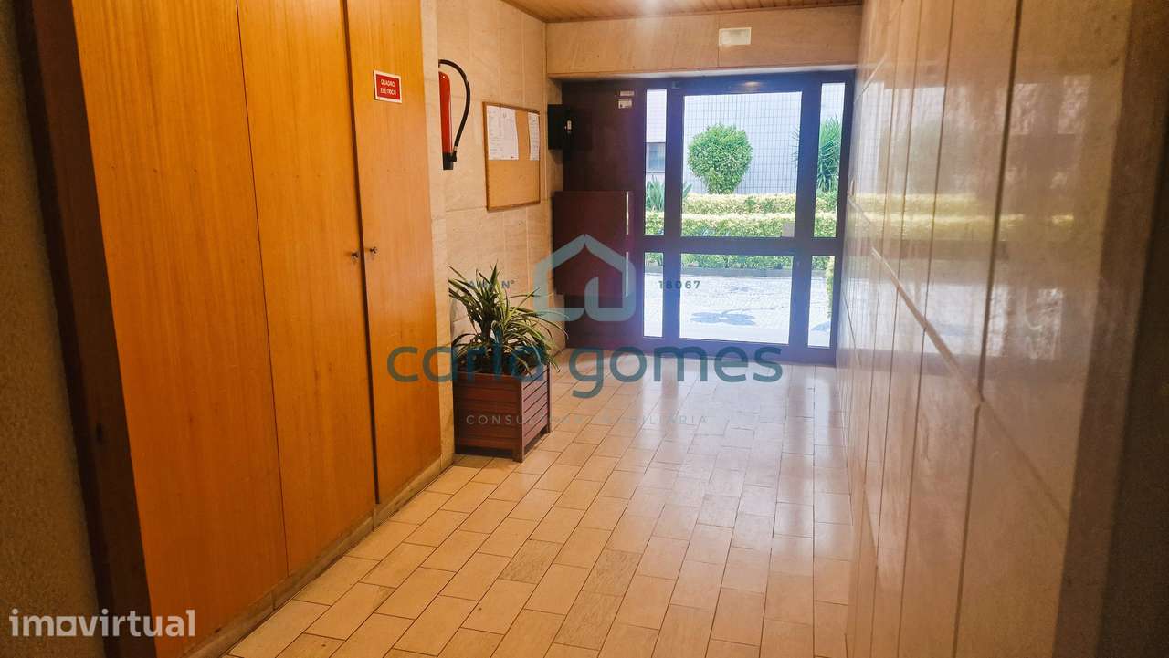 APARTAMENTO T3 C/ LUGAR DE GARAGEM e ELEVADOR | RIO TINTO, GONDOMAR - Grande imagem: 4/26