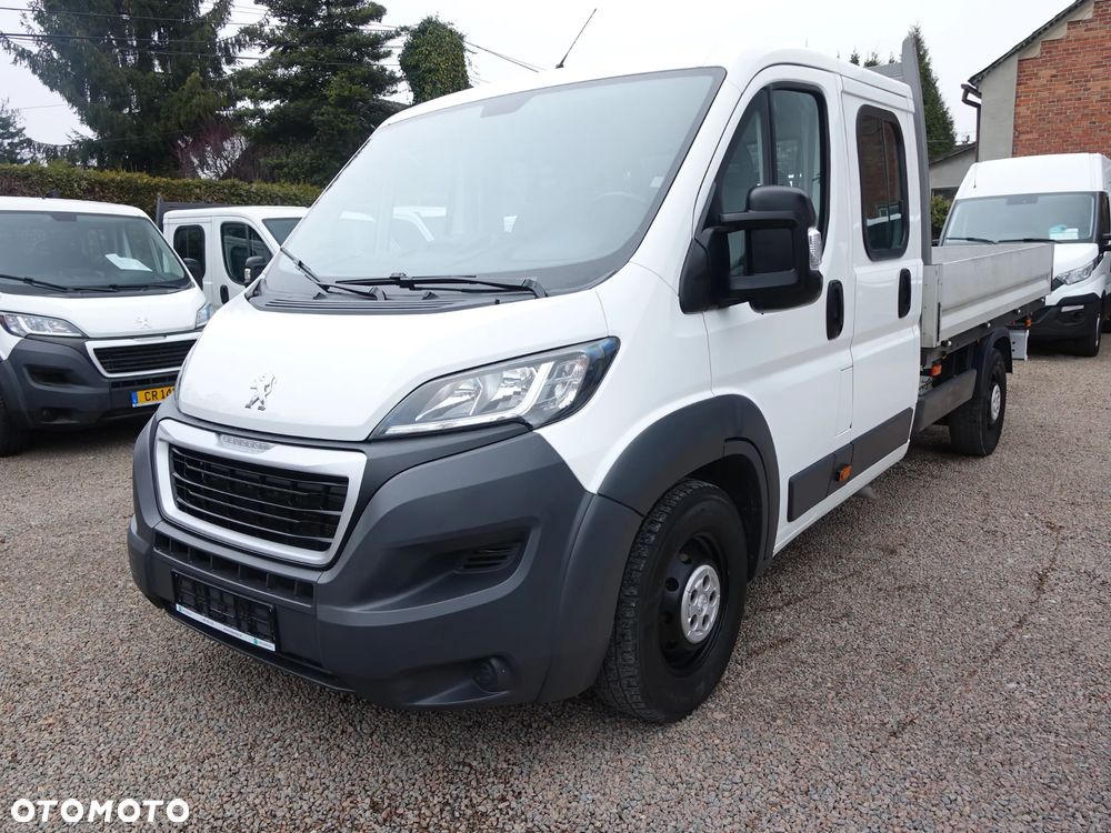 Peugeot Boxer 3.0 180 KM DOKA 7-osobowy skrzynia ładunkowa - 21