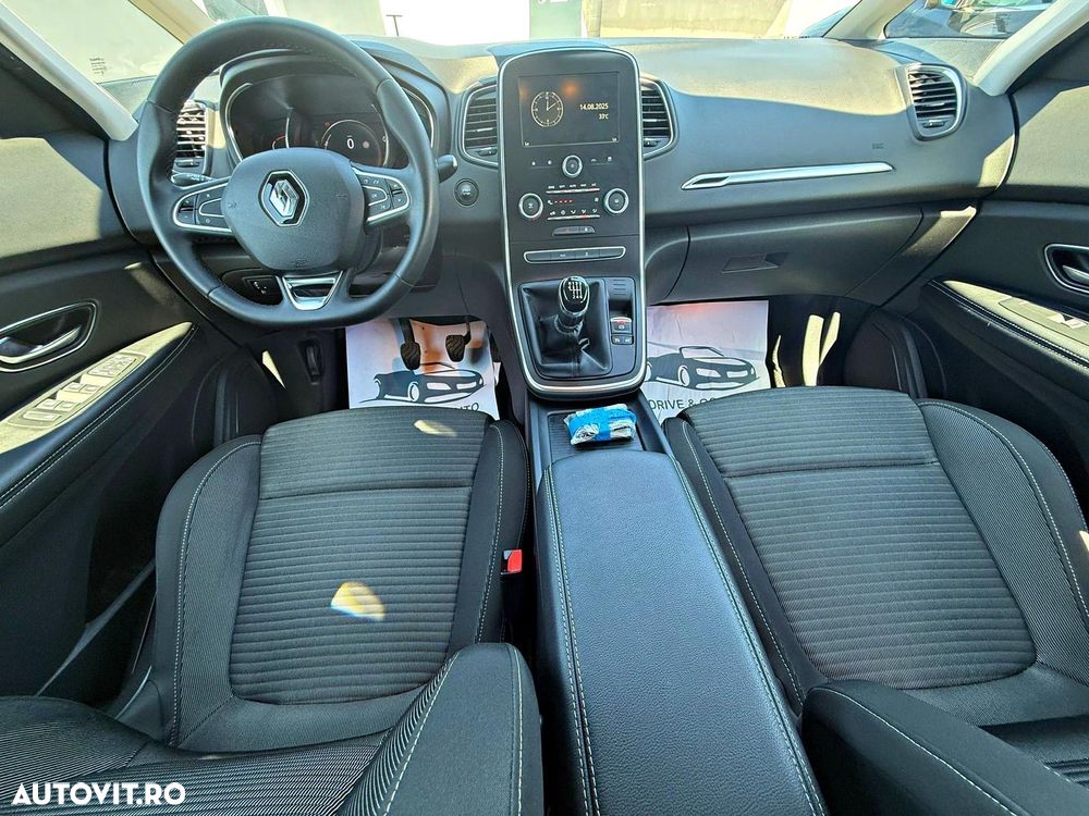 Renault Grand Scenic BLUE dCi 120 BUSINESS EDITION - 9