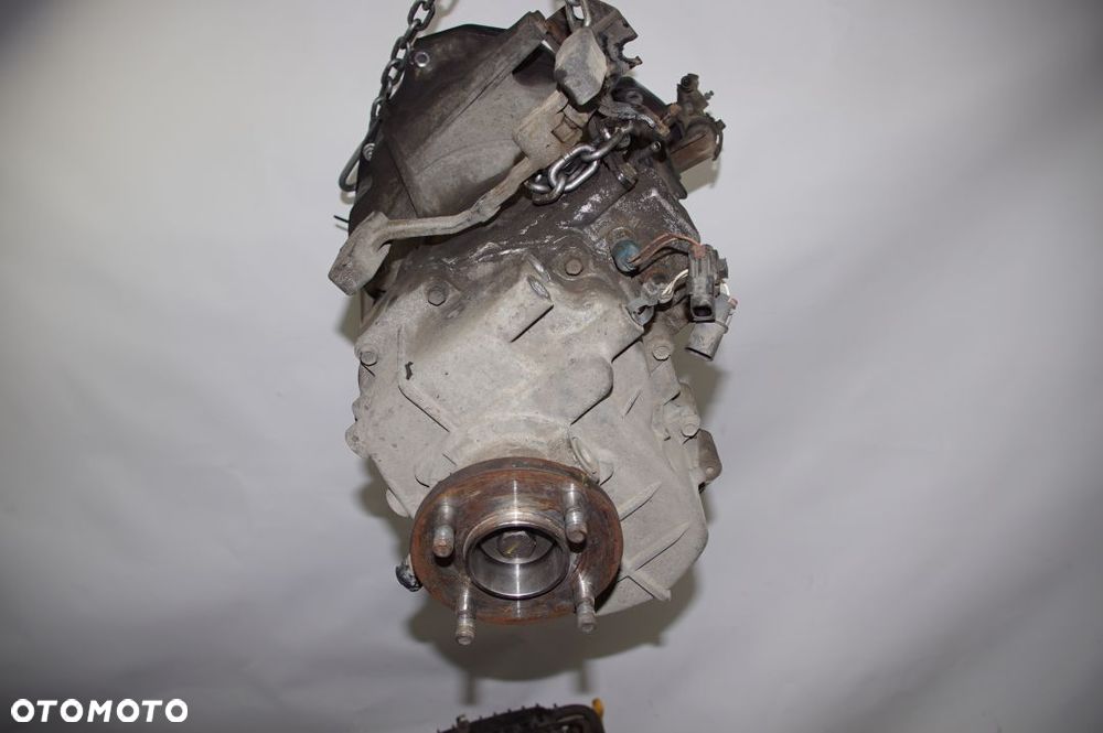 SKRZYNIA BIEGÓW RENAULT MAXITY 2.5 DCI 130 - 2