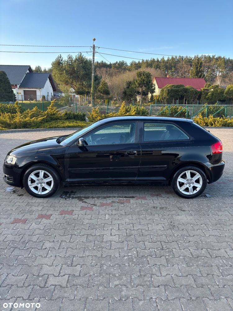 Audi A3 3-drzwiowe 2.0 TDI Ambition - 4