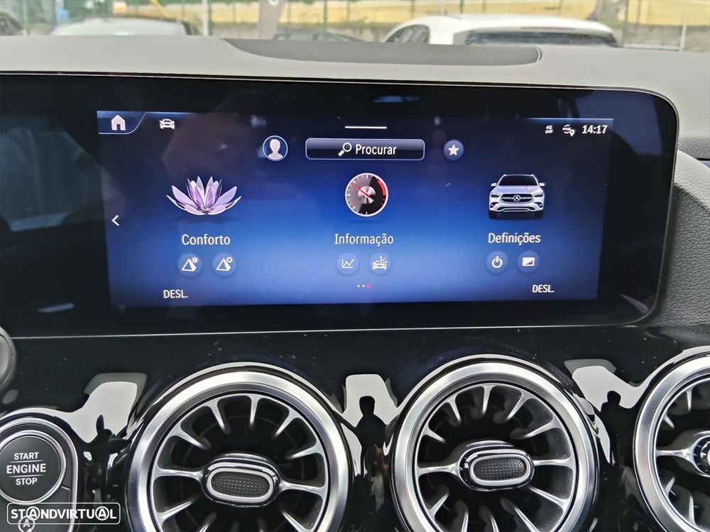 Mercedes-Benz GLA 180 d AMG Line - 18