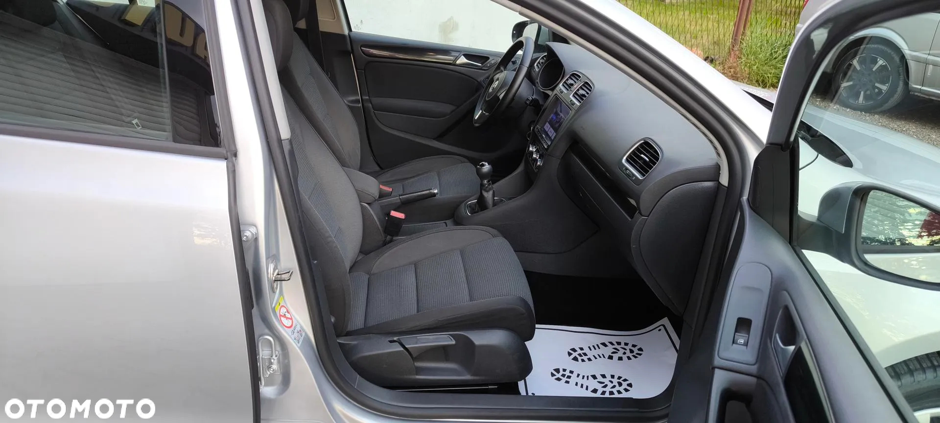 Volkswagen Golf VI 1.6 Comfortline - 11