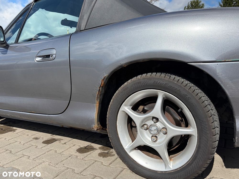 Mazda MX-5 1.6i 16V - 17
