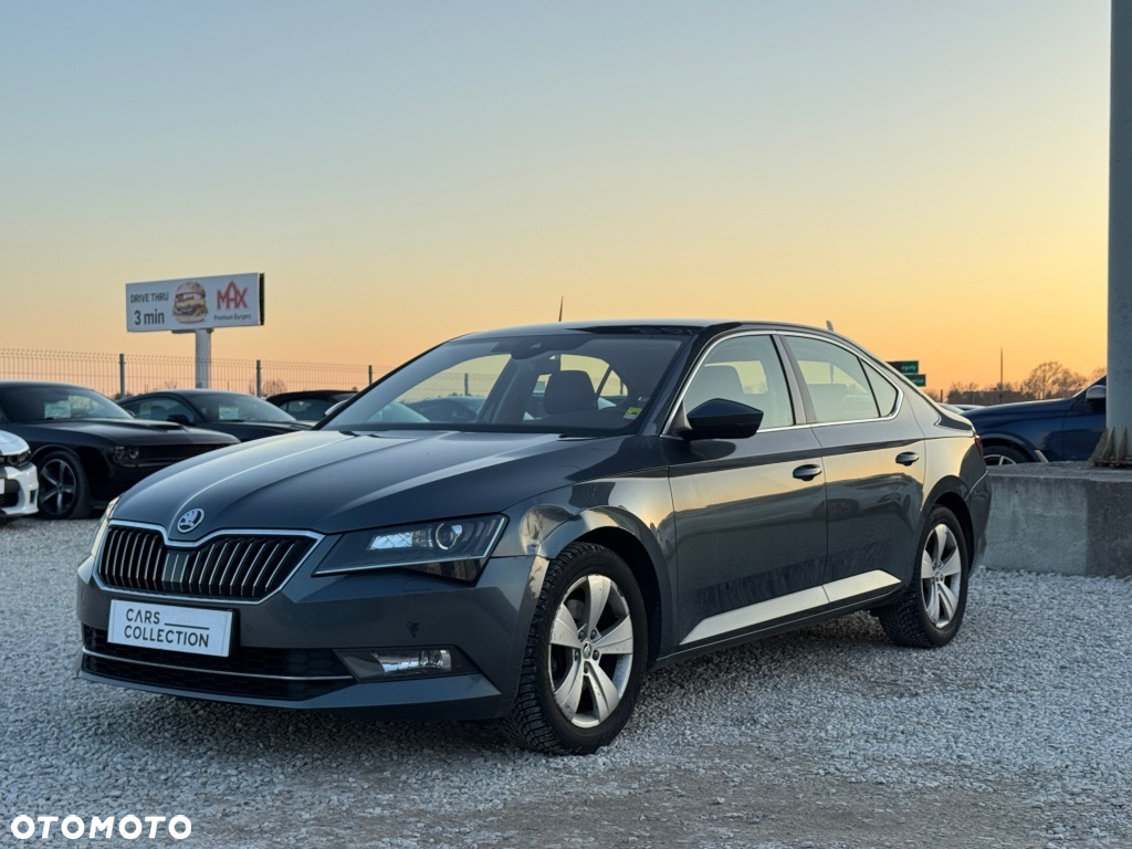 Skoda Superb 2.0 TDI Style DSG - 8