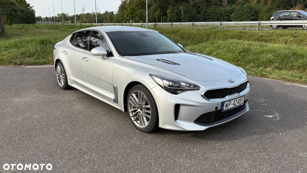 Kia Stinger 2.0 T-GDI L - 6