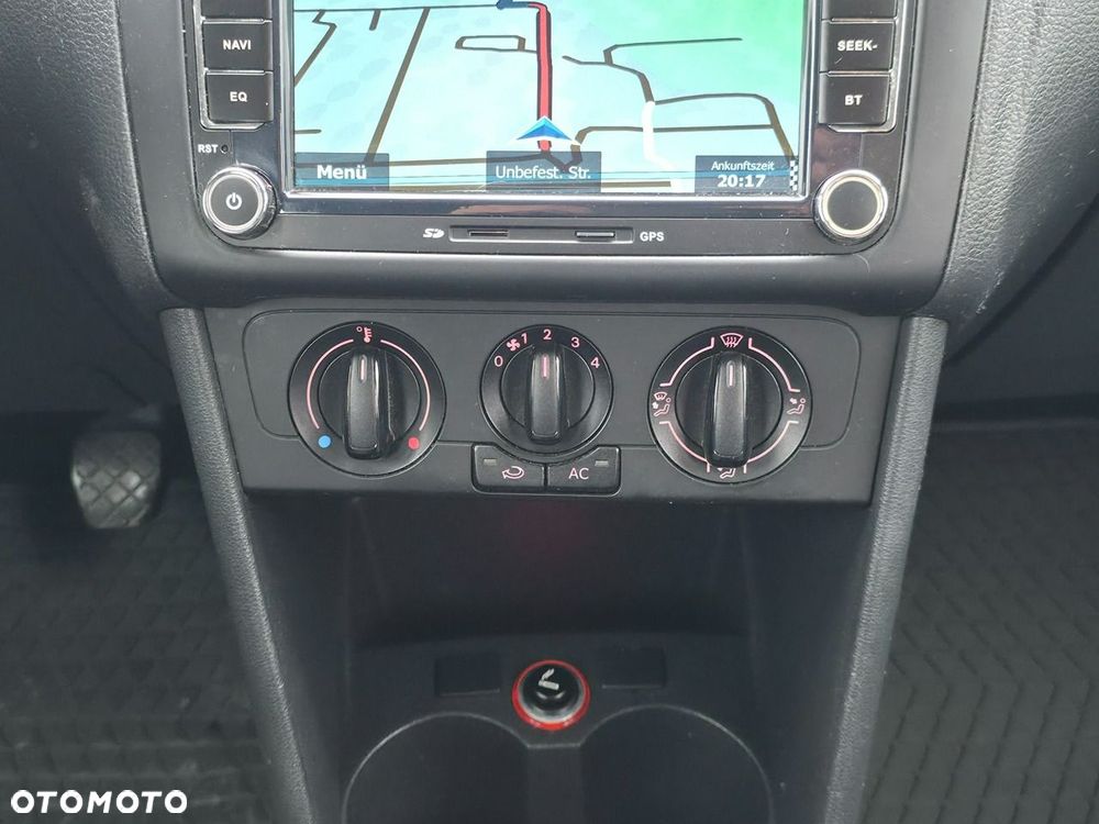 Volkswagen Polo - 15