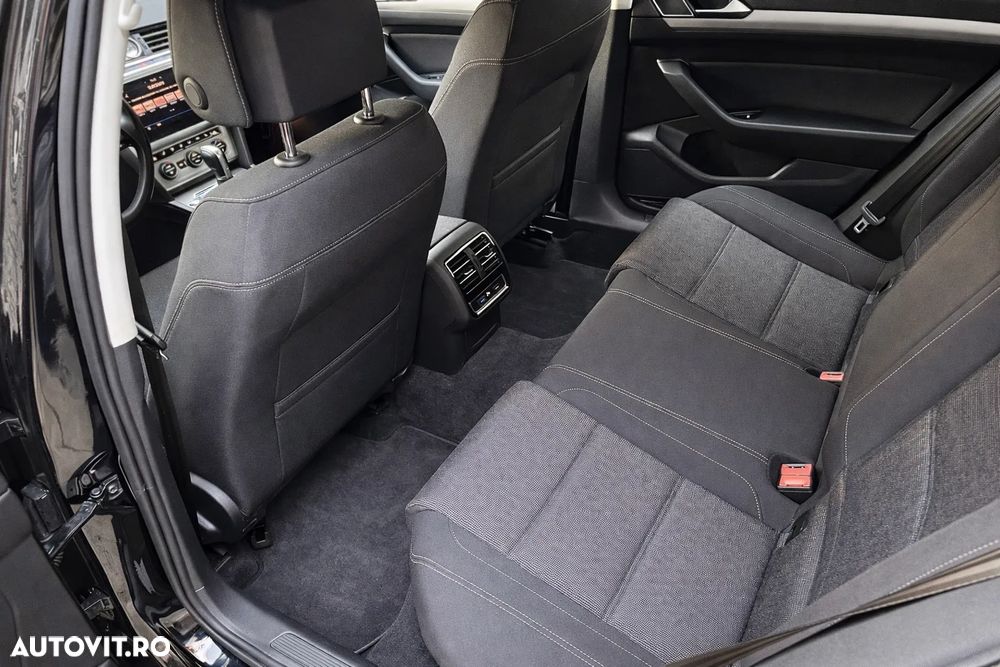 Volkswagen Passat 2.0 TDI DSG 4Motion Comfortline - 7