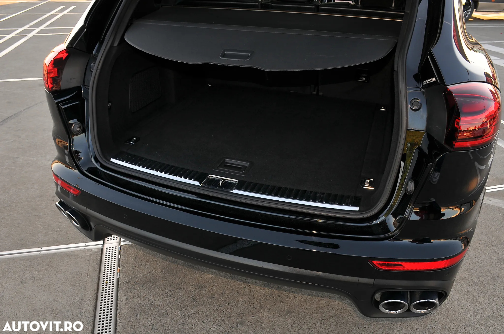 Porsche Cayenne Diesel Platinum Edition - 29