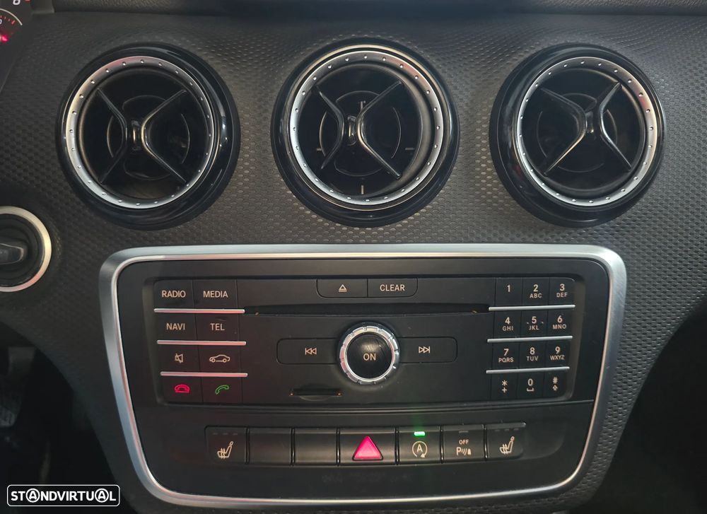 Mercedes-Benz A 180 CDI (BlueEFFICIENCY) - 16