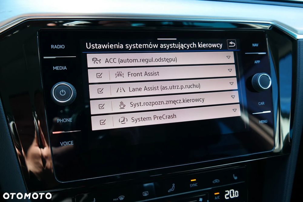 Volkswagen Passat 2.0 TSI Elegance DSG - 27