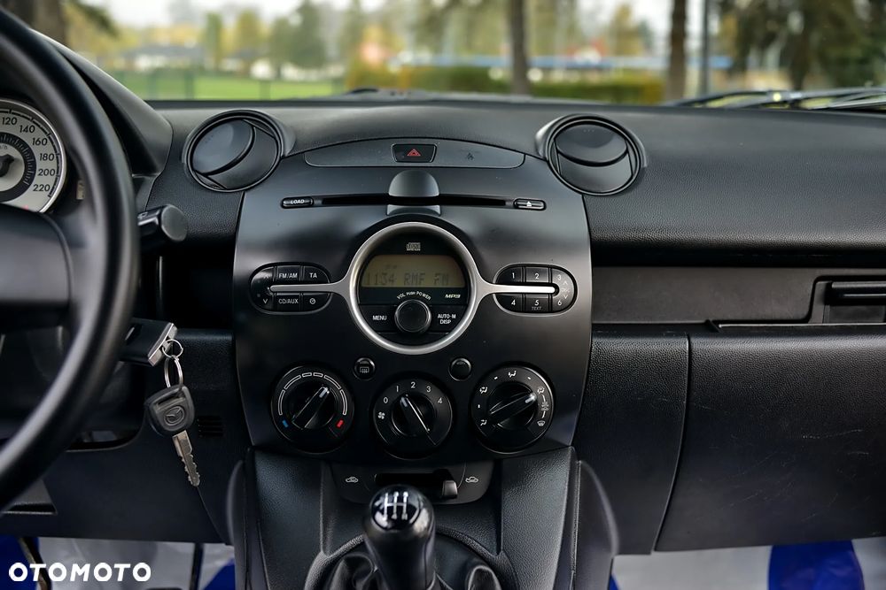 Mazda 2 - 34