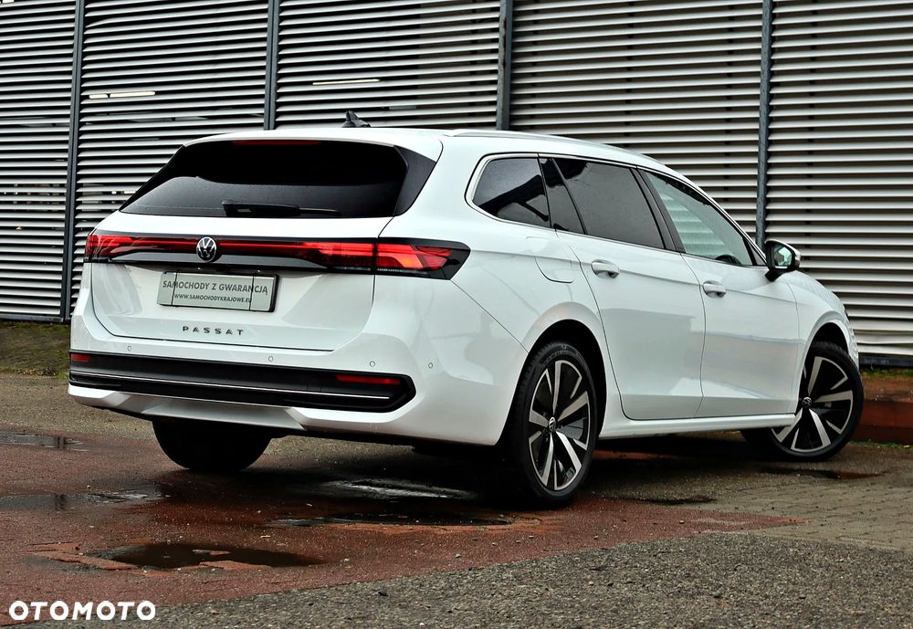Volkswagen Passat Variant 2.0 TDI SCR Business Plus DSG - 9