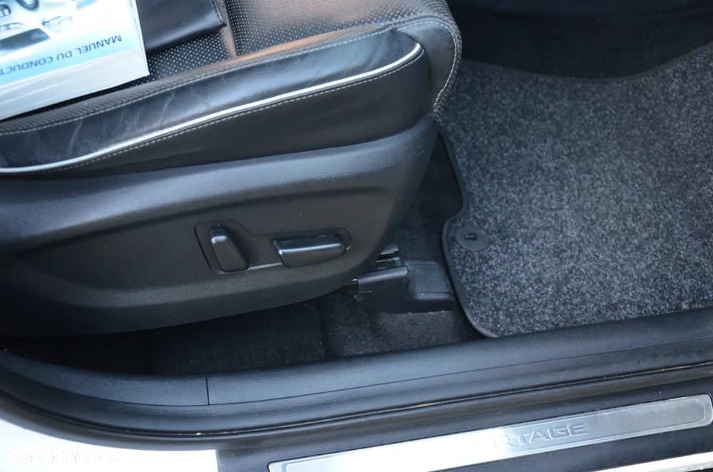 Kia Sportage 1.6 GDI 2WD ISG Dream-Team Edition - 23