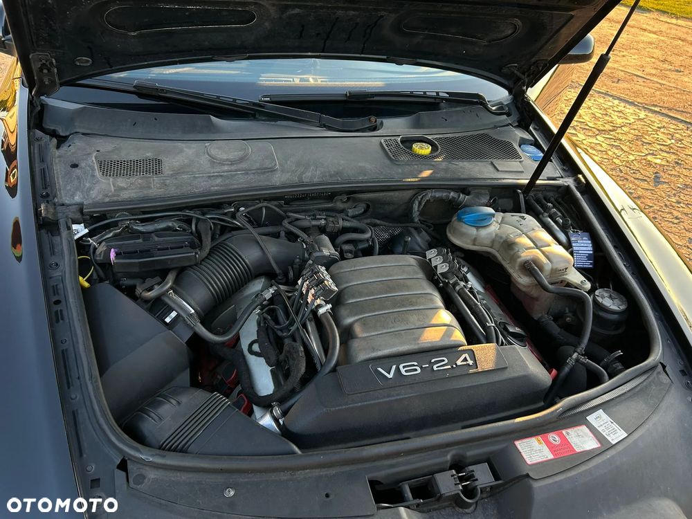 Audi A6 Limousine 2.4 - 24