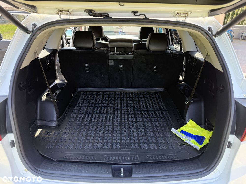 Kia Sorento - 8