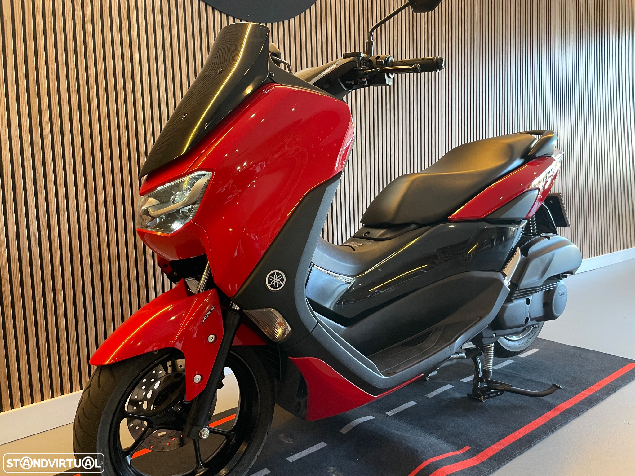 Yamaha NMAX - 19