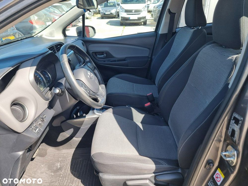 Toyota Yaris - 9