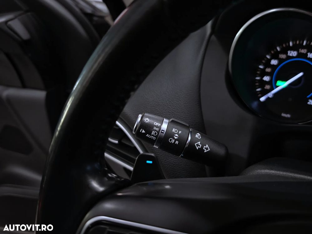 Jaguar F-Pace 20d AWD Aut. Prestige - 29