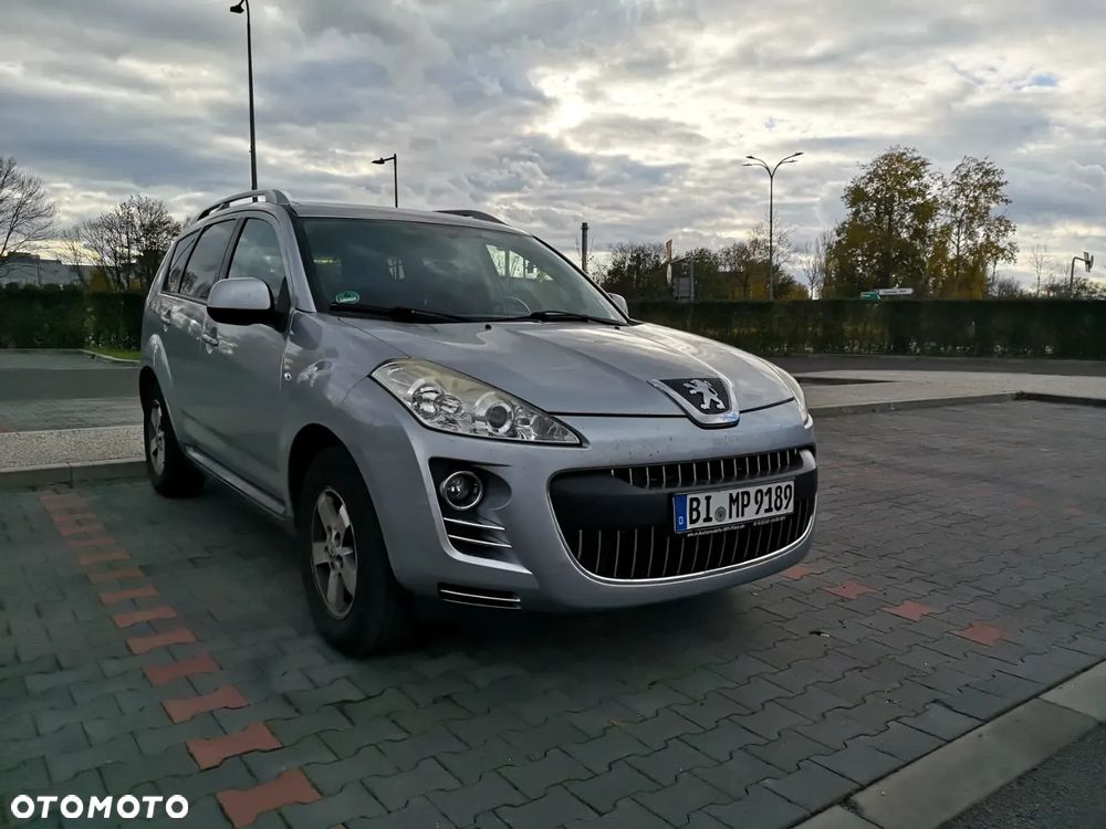 Peugeot 4007 - 3