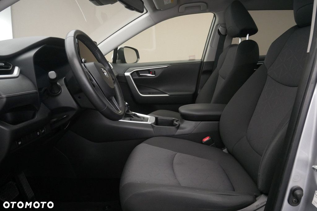 Toyota RAV4 - 12