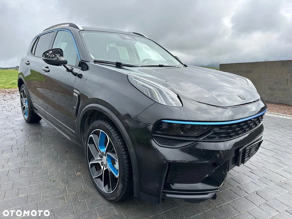 Lynk & Co 01 - 1