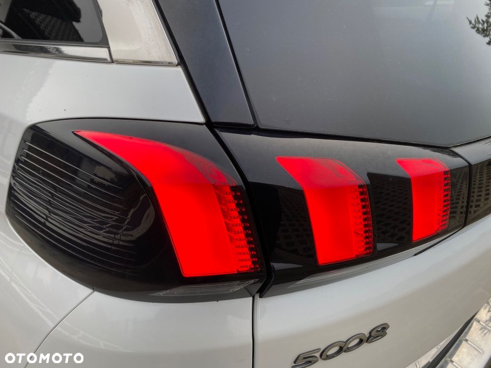 Peugeot 5008 - 16