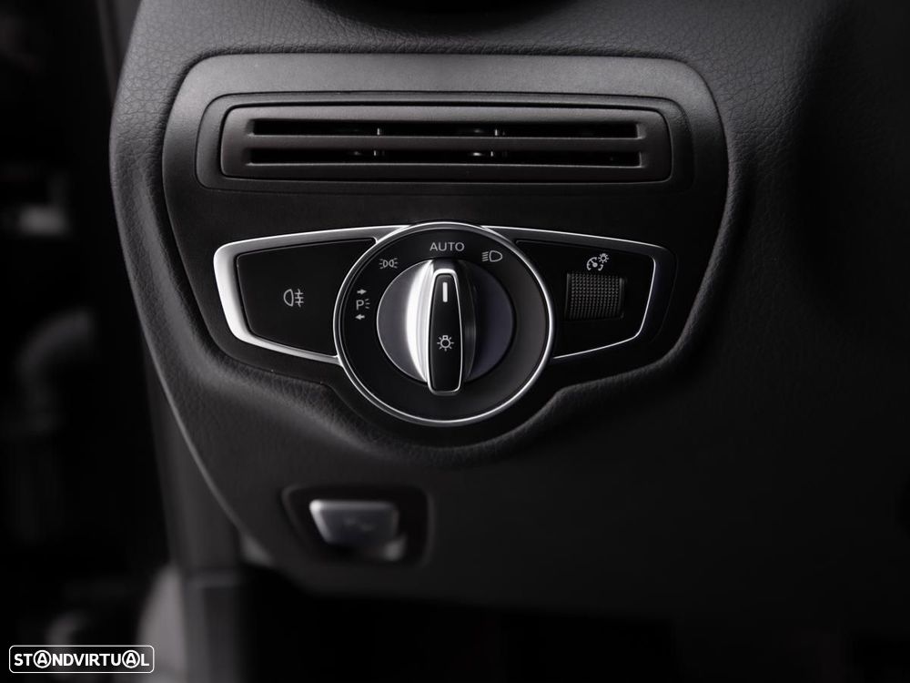 Mercedes-Benz GLC 300 de 4Matic 9G-TRONIC - 19