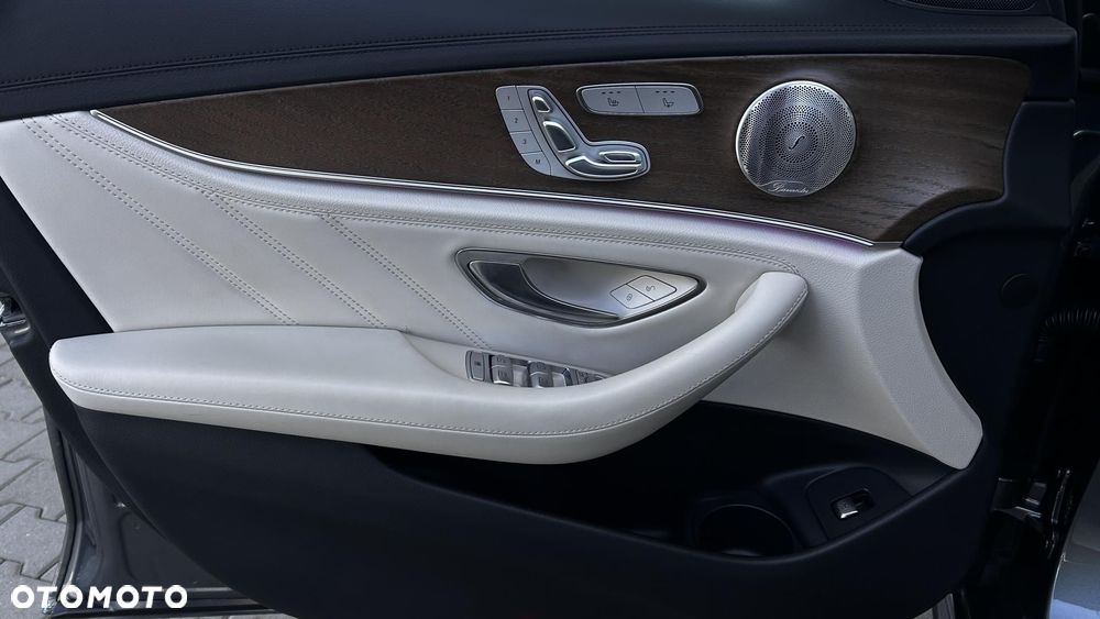 Mercedes-Benz Klasa E AMG 53 4-Matic+ - 10
