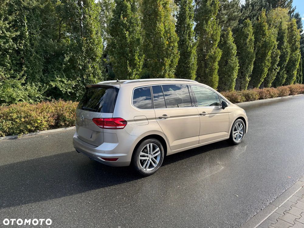 Volkswagen Touran - 3