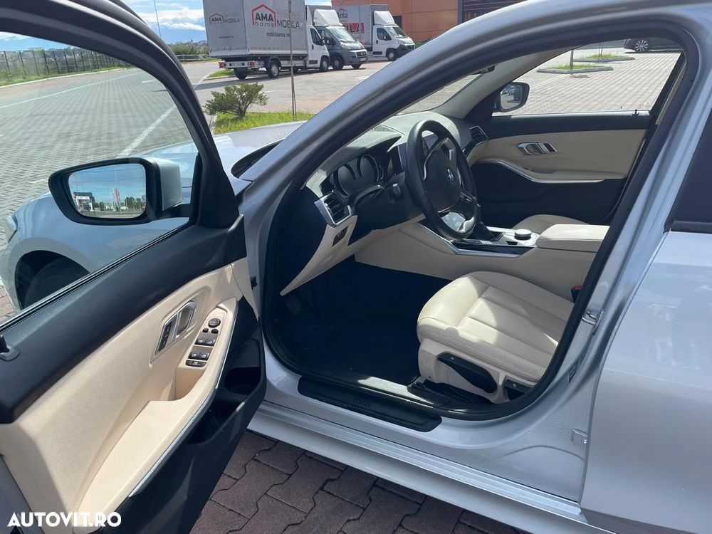 BMW Seria 3 318d Advantage - 14