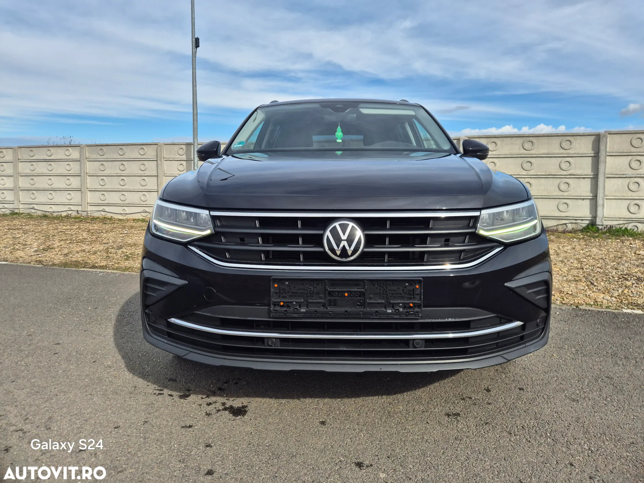Volkswagen Tiguan 2.0 TDI SCR 4MOTION DSG Life - 37